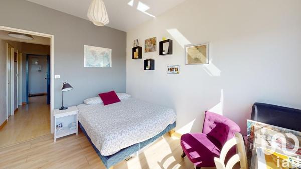 Appartement 5 pièces de 98 m² à La Rochelle (17000)
