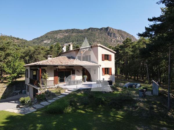 Villa 6 pièces 185 m2