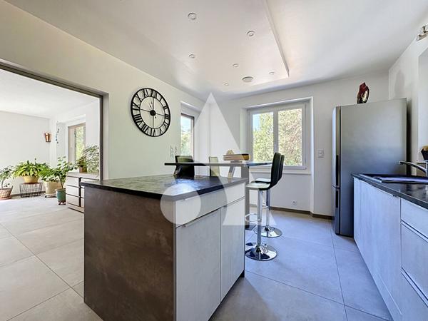 Villa 6 pièces 185 m2