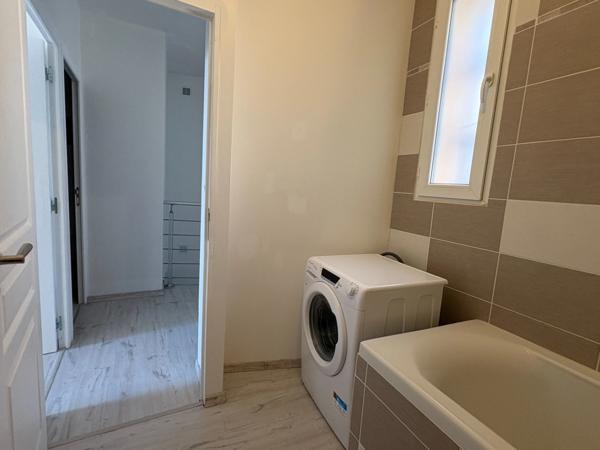 A LOUER MAISON DE VILLAGE T3 MEUBLEE