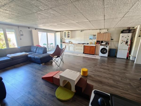 Maison de village avec jardin, terrasse, garage et fort potentiel – Idéale grande famille ou investissement