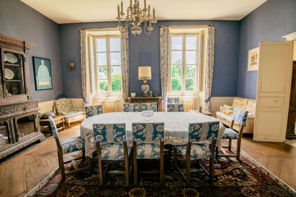Manoir du XIX° siècle en centre-ville