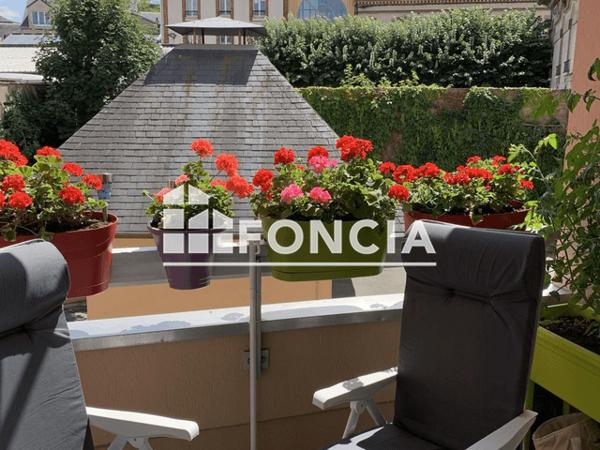 Location Appartement 4 pièces 84.5 m² - 7 RUE DE BABYLONE Chartres 28000