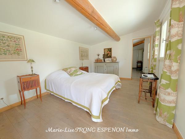 Maison
         7 pièces
        - 185 m² Bien prestige 527 000 € *