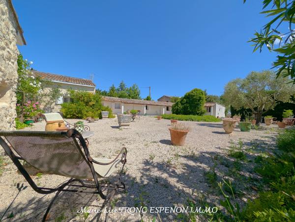 Maison
         7 pièces
        - 185 m² Bien prestige 527 000 € *