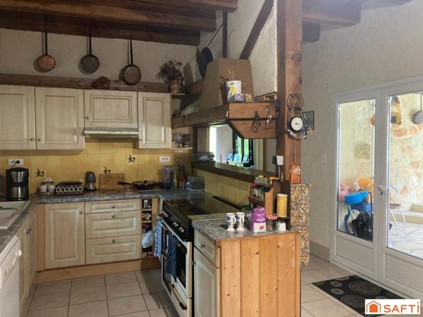 Belle propriété avec maison type longère et gîte indépendant