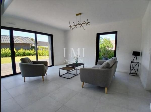 MAISON NEUVE PROCHE COMMERCE ET ECOLES