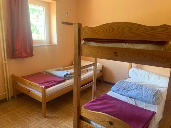 À vendre – Gîte d’étape en activité au cœur du Dévoluy : une opportunité unique entre nature et montagne !