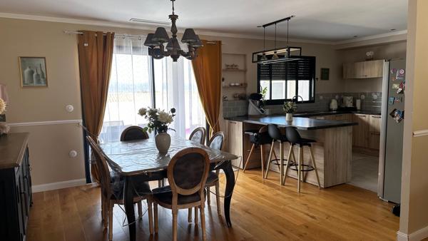 Maison 2021 - appartement indépendant - piscine