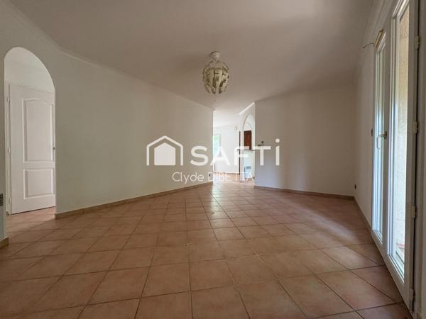 Maison de plain-pied de 83m², 3 chambres, garage.ma
