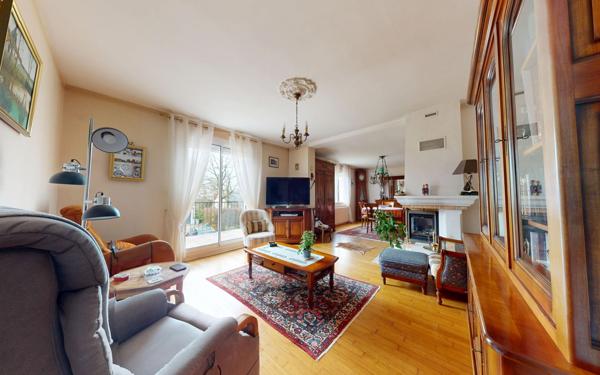 Maison à vendre    4 pièces •  Carquefou