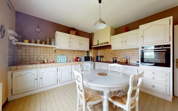 Maison à vendre    4 pièces •  Carquefou