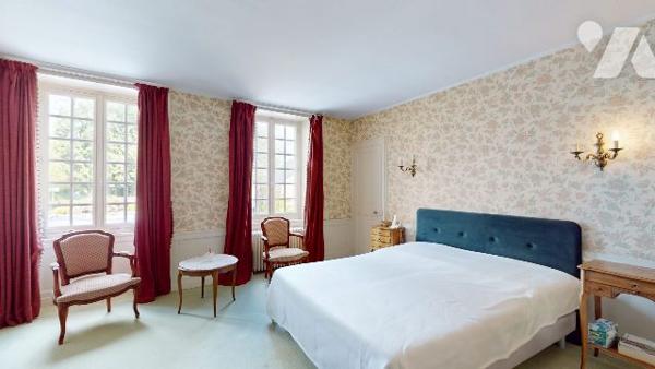 MAISON BOURGEOISE - BRICQUEBEC