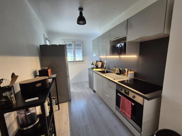 Vente Appartement 3 pièces 76 m2 à Le Cannet-des-Maures