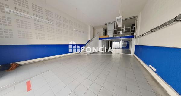 À vendre Local commercial 160 m² - Marseille 13002