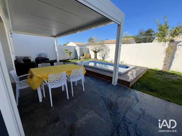 Maison à vendre 5 pièces 132 m² Saint-Sulpice-de-Royan