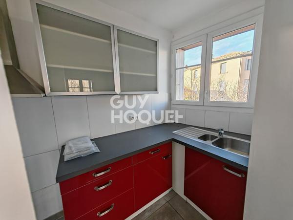 CARPENTRAS - Appartement T2 rénové et climatisé de 48 m²
