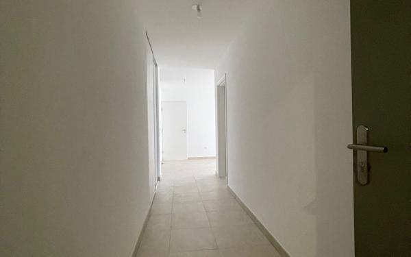 Appartement à louer    4 pièces • 84,30 m2 Agde