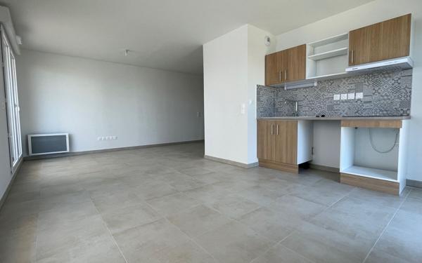 Appartement à louer    4 pièces • 84,30 m2 Agde