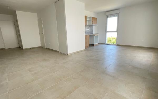 Appartement à louer    4 pièces • 84,30 m2 Agde