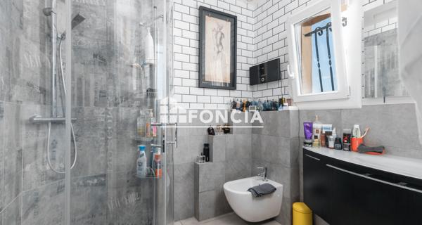 À vendre Maison 6 pièces 201 m² - Forcalquier 04300