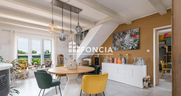 À vendre Maison 6 pièces 201 m² - Forcalquier 04300