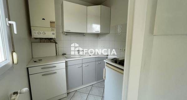 Location Studio 27.3 m² - Meximieux 01800