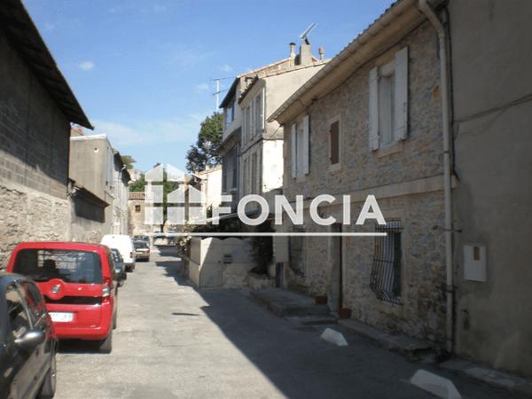 Location Studio 24.32 m² - 11 RUE DES MOULINS Arles 13200