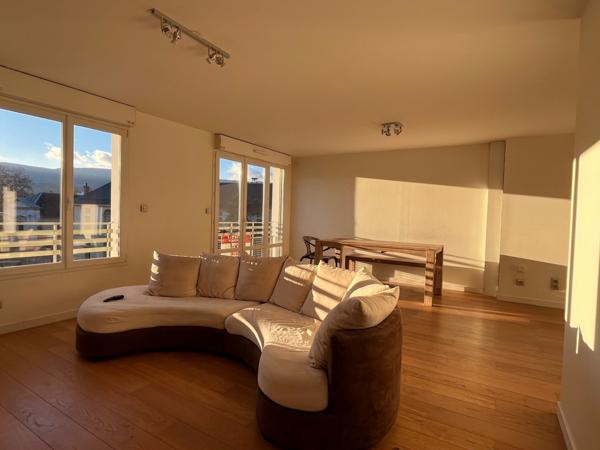 T3-4 77 m² Quartier HALLES CHAMBÉRY Chambéry (73000)