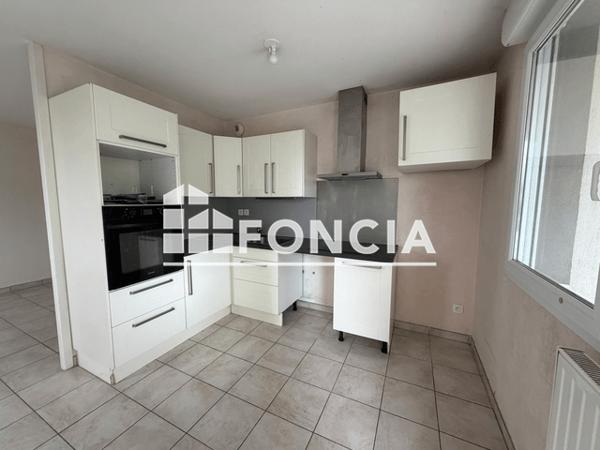 Location Appartement 4 pièces 77.1 m² - SOLEIL PARC St Martin D'hères 38400