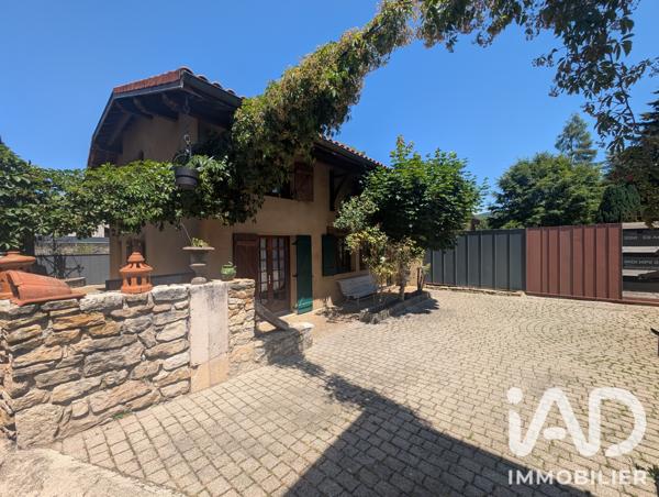 Maison à vendre 6 pièces 121 m² Izernore