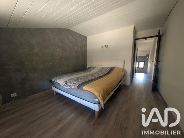 Maison à vendre 6 pièces 121 m² Izernore