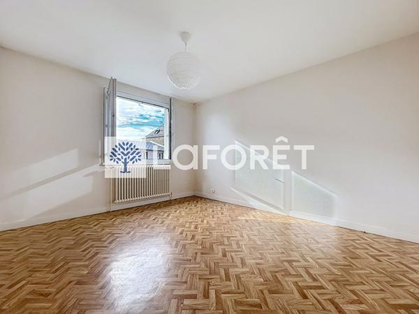 Location appartement Bressuire - 2 pièce(s) - 55 m² - 550 €/mois