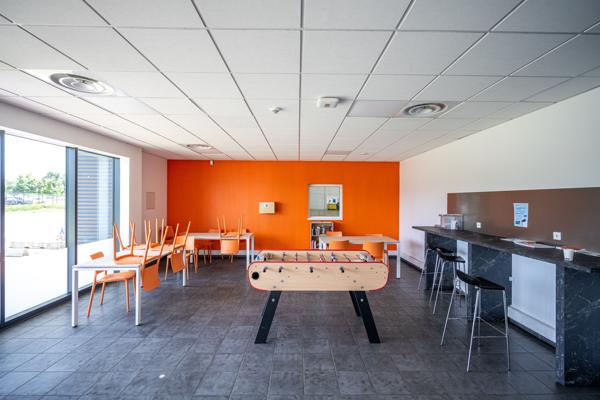 Local D’activité 21044m² – Saint Leger de Linieres