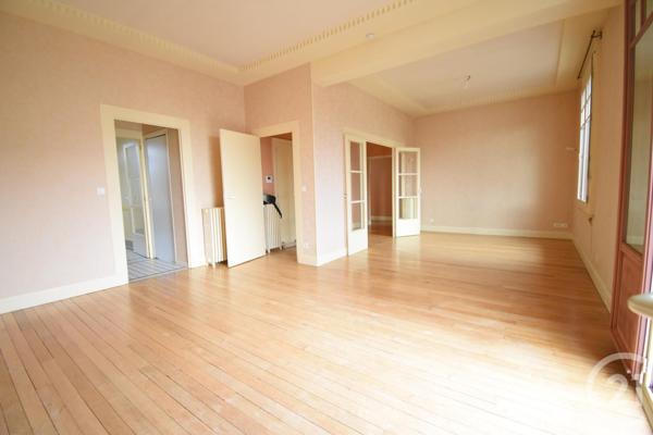 Appartement F3 à vendre  3 pièces - 112,03 m2 VICHY - 03