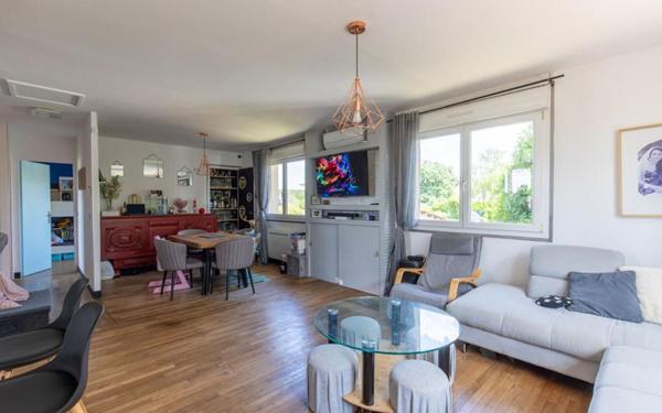 Maison à vendre    5 pièces • 140 m2 Les Mureaux