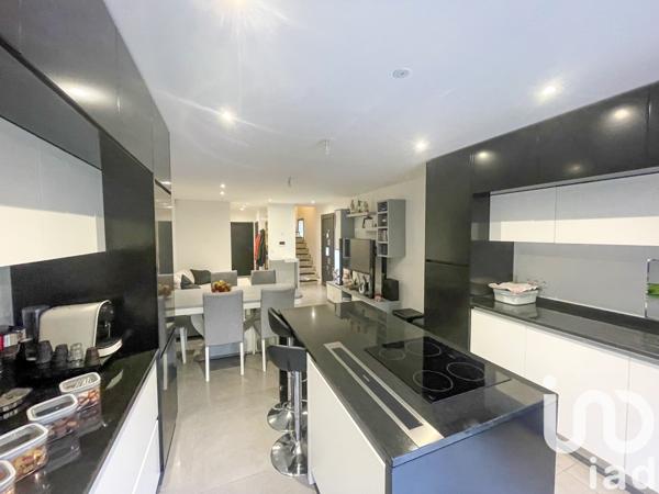 Maison à vendre 5 pièces 93 m² Quincy-sous-Sénart