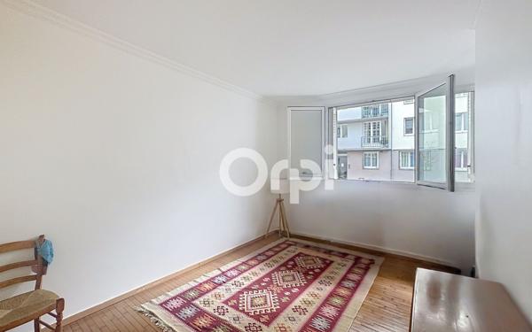 Appartement à vendre    2 pièces • 43,60 m2 Paris 15