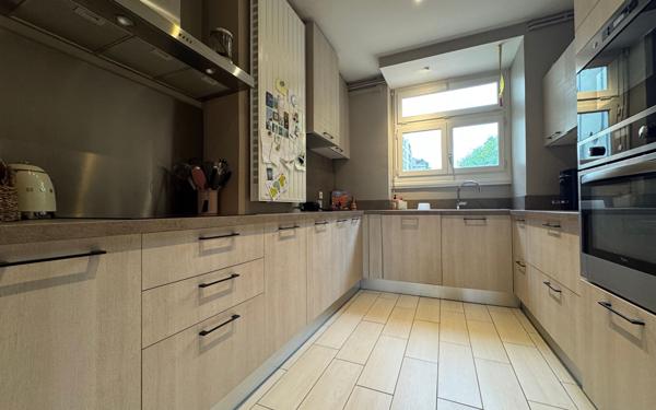 Appartement à louer    3 pièces • 69,35 m2 Lyon 4