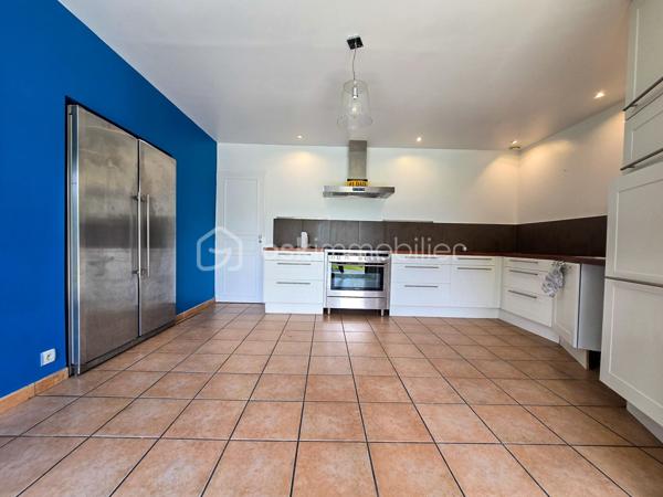 Maison en pierre de 181 m²