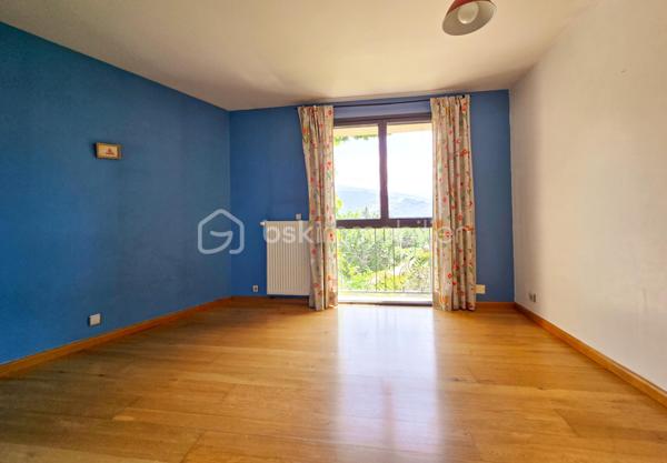 Maison en pierre de 181 m²