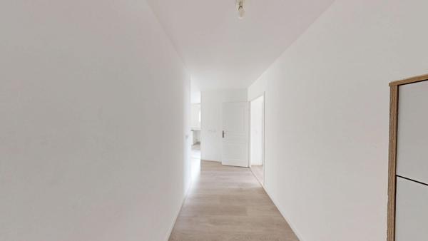 3 pièces avec balcon-terrasse et parking