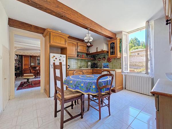 Maison de village avec garage, caves et 3 chambres – Camplong