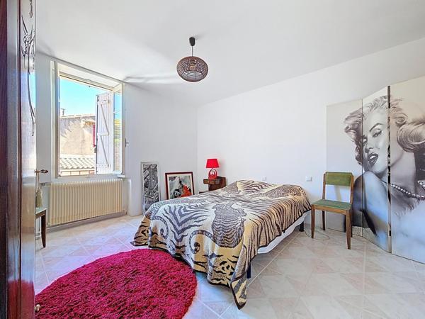 Maison de village avec garage, caves et 3 chambres – Camplong