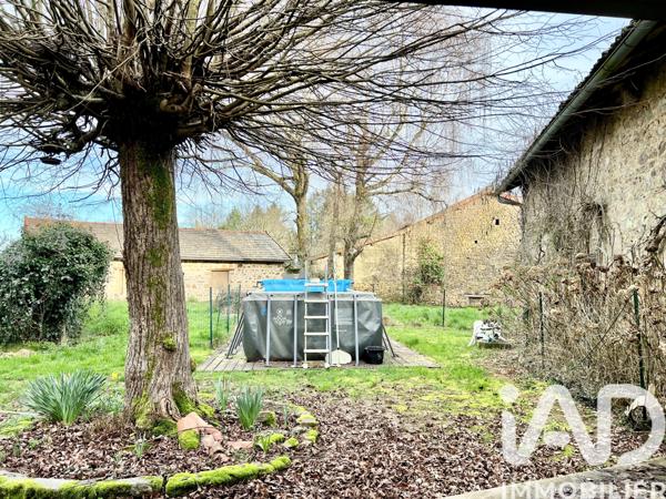 Maison à vendre 6 pièces 208 m² Saint-Léonard-de-Noblat