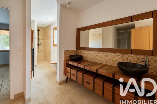 Maison à vendre 7 pièces 187 m² Le Loroux-Bottereau
