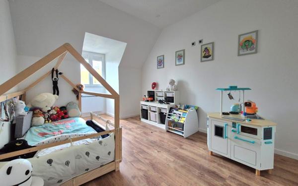 Maison à vendre    4 pièces •  Jouy-le-Châtel