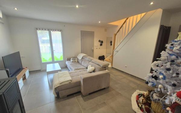 Maison à vendre    4 pièces •  Jouy-le-Châtel