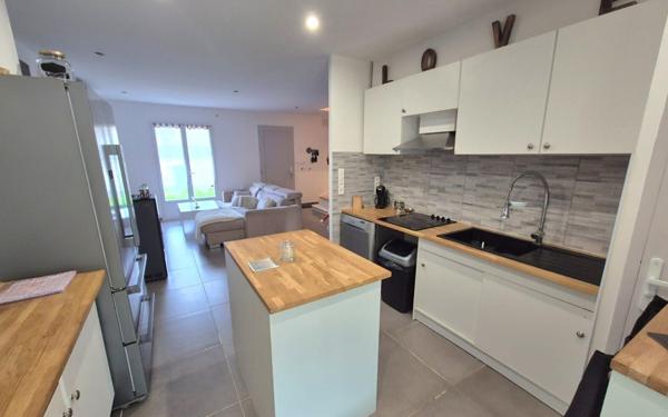 Maison à vendre    4 pièces •  Jouy-le-Châtel