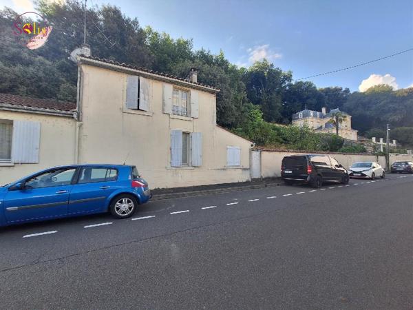 MAISON AVEC NOMBREUSES POSSIBILITES Envie de charme ...